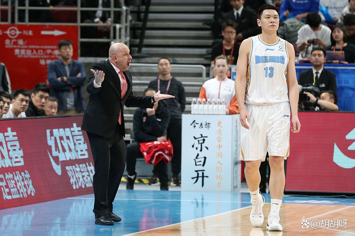 包含奥尼尔谈字母哥若去火箭那申京就得走他去勇士将会很棒的词条