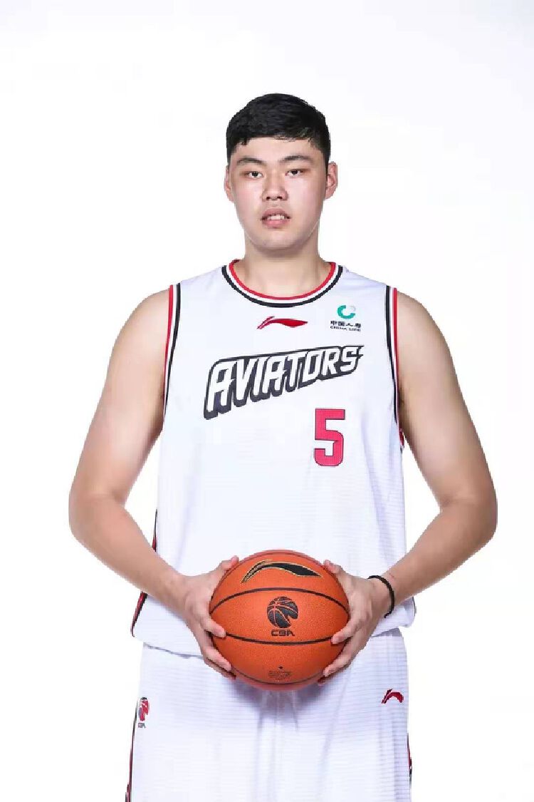 前深圳男篮中锋赵义明正式加盟湖北男篮！