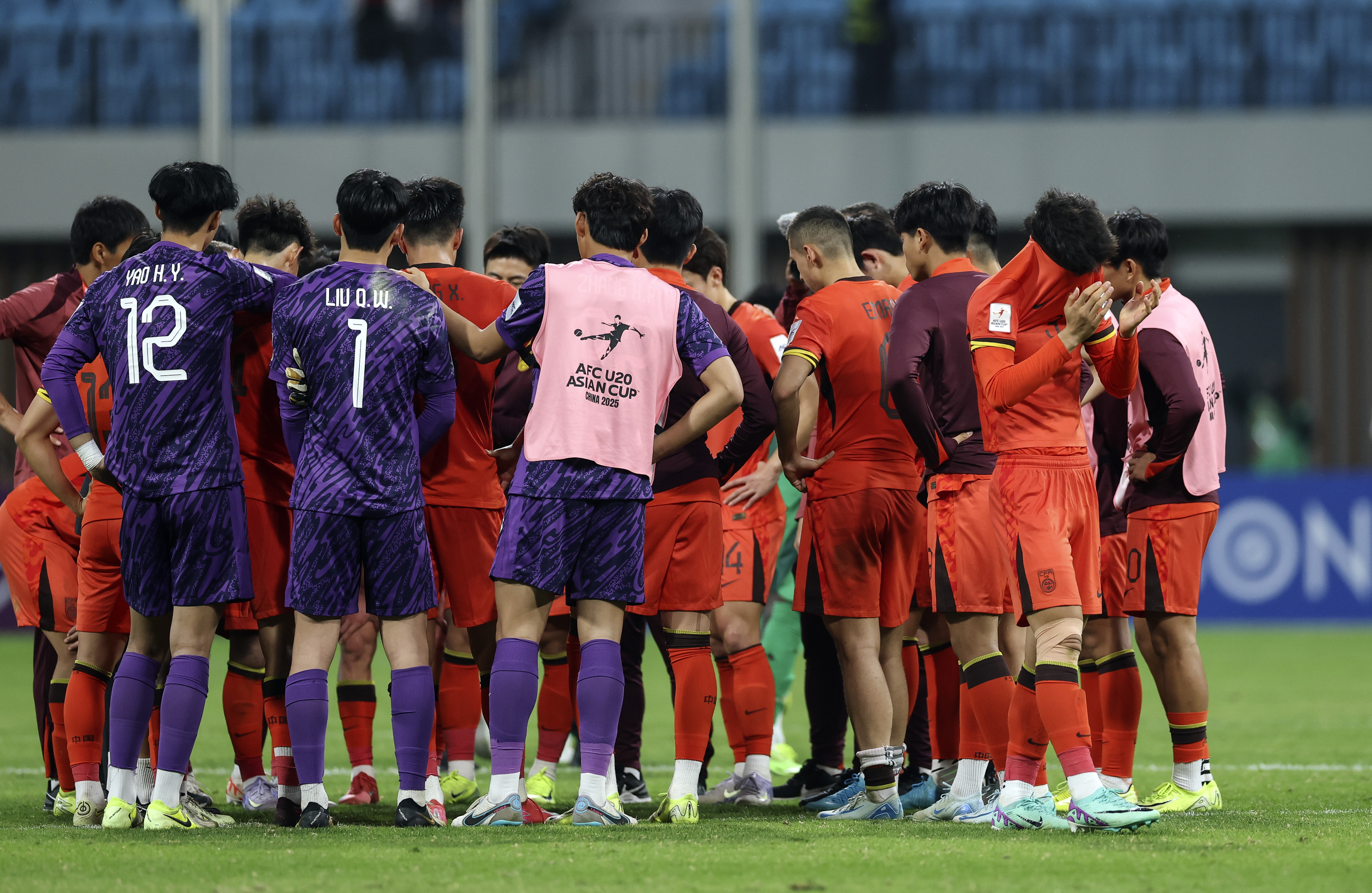 包含一场2-1绝杀，让中国队争冠起死回生，还送亚洲冠军2连败的词条