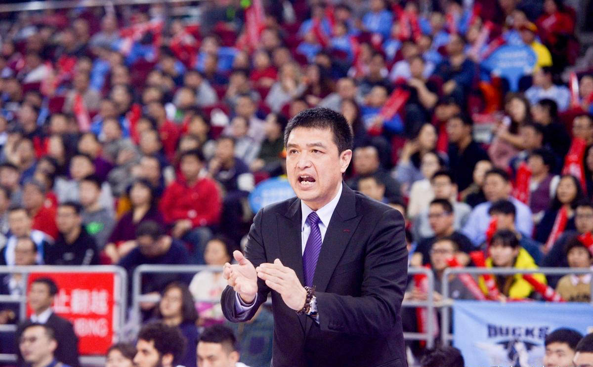 北控官方:闵鹿蕾因个人原因辞职聘请张庆鹏担任主教练